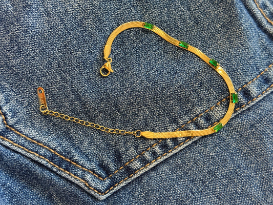 Pulsera con zirconia verde
